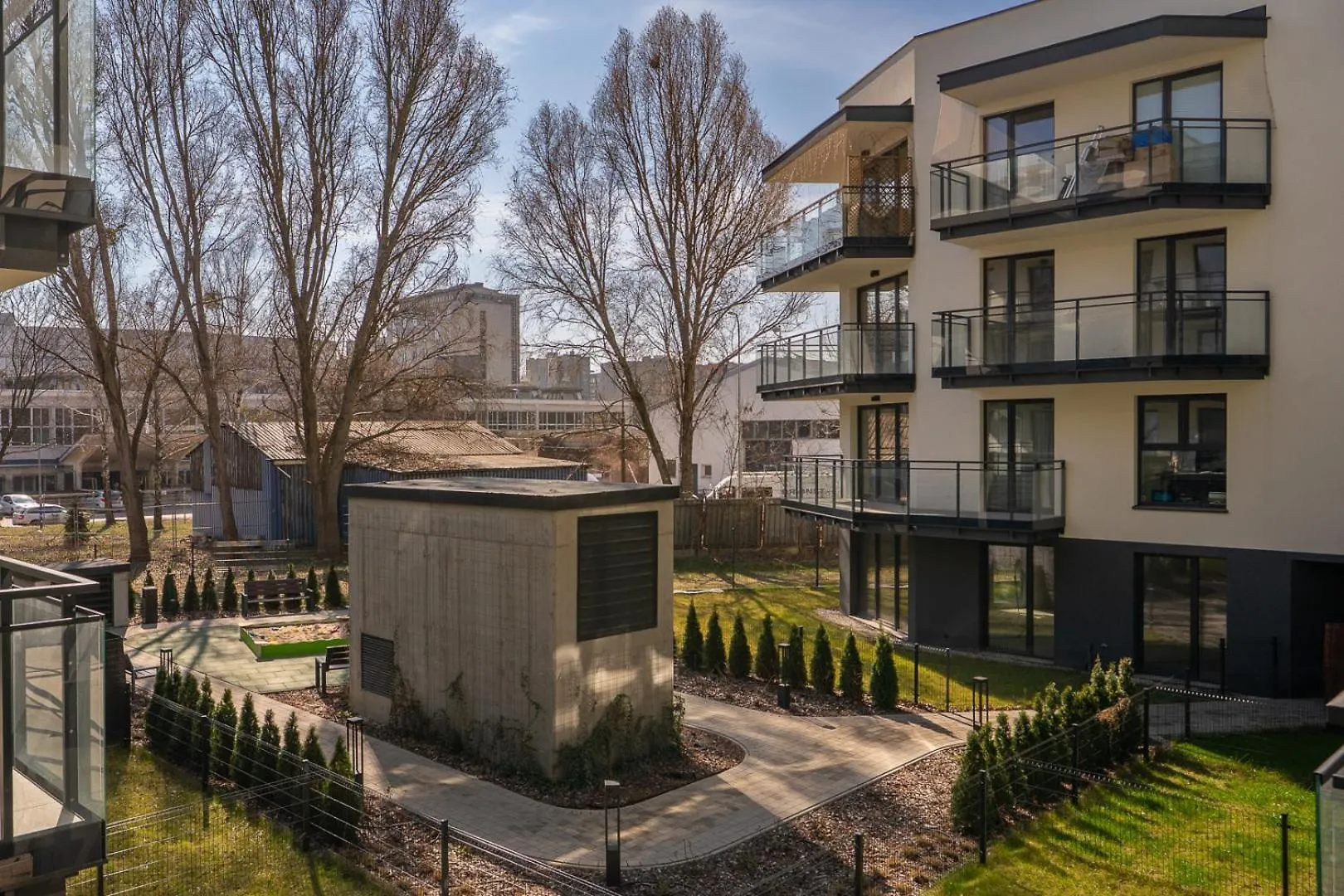 Zupnicza Apt - Parking And Balcony - By Rentujemy Warsaw