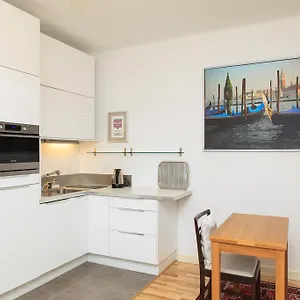 Apartament Stopover Woronicza Варшава
