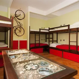  Albergue Helvetia - Private In Center And Old Town